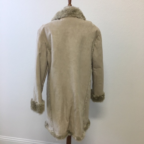 John Weitz Medium Womens Faux Suede Fur Jacket coat Long Cream Mob Wife - Picture 5 of 8